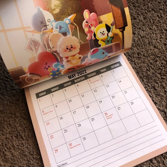 BT21 Calender - Picture 3 of 3
